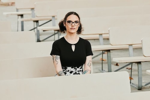 Jessica Gonzalez, who formed ABetterABK, a group of Activision workers who have been pushing the company to improve its culture, in San Pedro, Calif., on May 20, 2022. Employees at a company subsidiary complain about long hours and low pay but on Monday, May 22, they could vote to form the first union at a big U.S. gaming company. Image: Adam Amengual/The New York Times