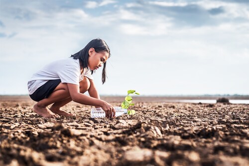 UN climate scientists have said the world needs to slash carbon emissions 45 percent by 2030 in order to limit global heating to the more ambitious Paris Agreement goal of 1.5 degrees Celsius. Image: Shutterstock