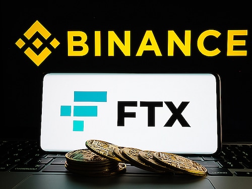 (Clockwise from front) Sudhir Mehta (seated), chairman emeritus, Torrent Group (pharmaceuticals & power), Aman Mehta, director, Torrent Pharmaceuticals, Varun Mehta, director, Torrent Power, and Samir Mehta, chairman, Torrent Power & Torrent Pharmaceuticals
Image: Mexy Xavier (Clockwise from front) Sudhir Mehta (seated), chairman emeritus, Torrent Group (pharmaceuticals & power), Aman Mehta, director, Torrent Pharmaceuticals, Varun Mehta, director, Torrent Power, and Samir Mehta, chairman, Torrent Power & Torrent Pharmaceuticals
Image: Mexy Xavier