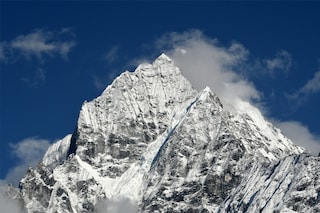 Nepal is home to the most popular Himalayan peaks. Between 1950 and 2021, 1,042 deaths were recorded there, 405 of them this century.
Image: Prakash Mathema / AFP