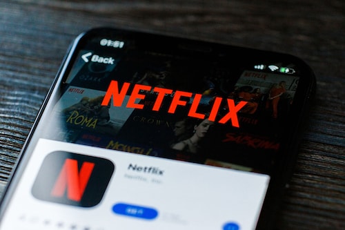 Netflix shares shot up more than 14 percent in after hours trading to $275 on the earnings news. Image: Shutterstock Netflix shares shot up more than 14 percent in after hours trading to $275 on the earnings news. Image: Shutterstock