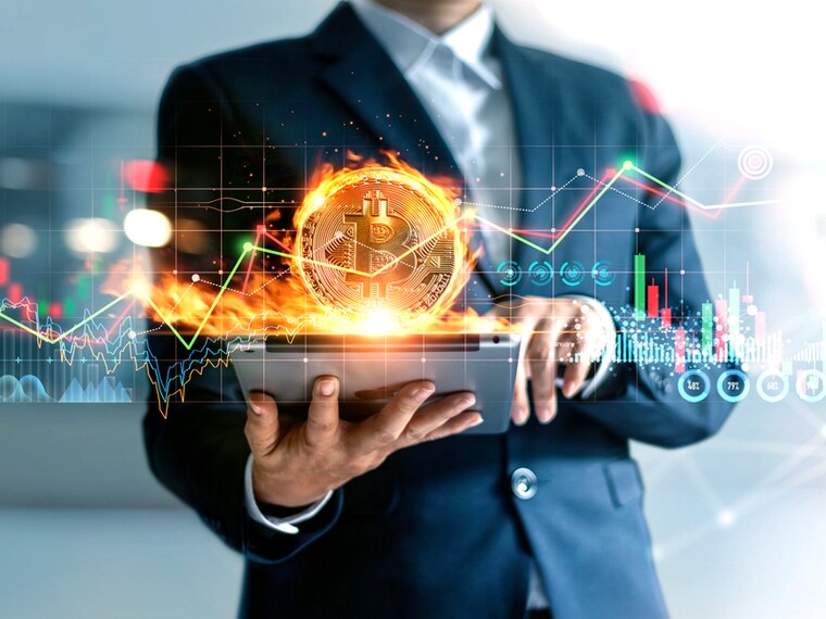 The battery’s thermal runaway difficulties are the primary cause of such problems. This conflict is influenced by several variables, including external battery damage, poor charging, weather, and improper cooling.
Image: Shutterstock