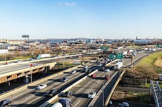 Whether to classify drivers for ride-sharing companies as employees or independent contractors has long been a matter of debate among business and government representatives, with no clear consensus emerging thus far. Image: Shutterstock&nbsp