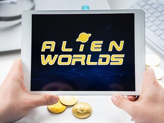 British currency is displayed for a photograph in London on Thursday, Sept. 15, 2022. Queen Elizabeth II’s image is ubiquitous. But before long, the visage of King Charles III will replace his mother’s in official and unofficial capacities. (Alexander Coggin/The New York Times)