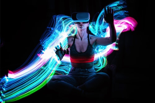 We are starting to see some really amazing advancements and applications of metaverse technologies.
Image: Shutterstock We are starting to see some really amazing advancements and applications of metaverse technologies.
Image: Shutterstock