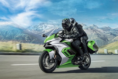 The manufacturer has even said that it is working on a hydrogen-powered Ninja H2.
Image: Courtesy of Kawasaki© The manufacturer has even said that it is working on a hydrogen-powered Ninja H2.
Image: Courtesy of Kawasaki©