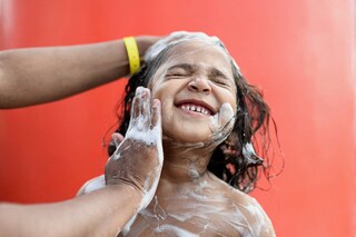 Image: Riska Munawarah / Reuters