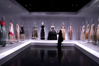 A visitor at the media preview of the Costume Institute "Women Dressing Women" exhibit, at the Metropolitan Museum of Art in New York City on December 4, 2023
Image: Timothy A. Clary / AFP