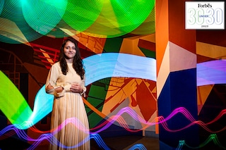 Aashti Miller
Image: Mexy Xavier Light painting: Neha Mithbawkar &amp Arpit Jain Outfit: Bodice