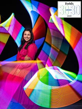 Romita Mazumdar
Image: Mexy Xavier Light painting: Arpit Jain