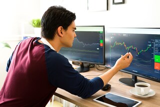 Most Generation Zers would rather lie about their financial situation than speak about it honestly.
Image: Shutterstock