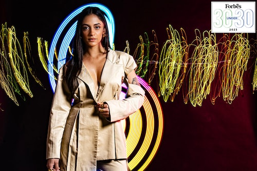 Ambika Nayak
Image: Mexy Xavier Light painting: Neha Mithbawkar & Hemal Patel Assisted by Zeal
Stylist: Divya Gursahani Outfit: Pantsuit: Deme Love Jewellery: Misho desi Boots: Louboutinworld Ambika Nayak
Image: Mexy Xavier Light painting: Neha Mithbawkar & Hemal Patel Assisted by Zeal
Stylist: Divya Gursahani Outfit: Pantsuit: Deme Love Jewellery: Misho desi Boots: Louboutinworld