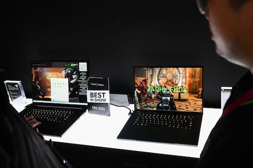 A Razer Blade 18 laptop (L) for video gaming is displayed at the Razer Inc. booth during the Consumer Electronics Show (CES) in Las Vegas, Nevada, on January 6, 2023. Image: Patrick T. Fallon / AFP A Razer Blade 18 laptop (L) for video gaming is displayed at the Razer Inc. booth during the Consumer Electronics Show (CES) in Las Vegas, Nevada, on January 6, 2023. Image: Patrick T. Fallon / AFP