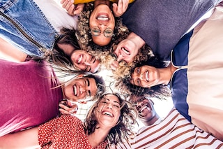 To a lesser extent, social portfolio diversity also had a measurable effect on overall health and positive emotions as well.
Image: Shutterstock