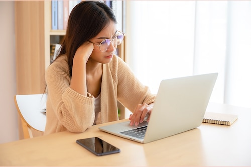 Young adults are the most lonely demographic in countries such as India and the United States.
Image: Shuttertock Young adults are the most lonely demographic in countries such as India and the United States.
Image: Shuttertock