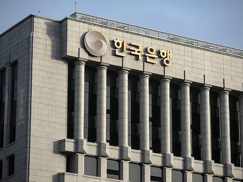 The idea behind the application is that a theatre-sized screen may be placed in an open space for viewing the content and a low power FM Transmitter, with a range confined to that space, may be used to broadcast the audio of the content on a certain frequency. Image: Roy Rochlin/Getty Images The idea behind the application is that a theatre-sized screen may be placed in an open space for viewing the content and a low power FM Transmitter, with a range confined to that space, may be used to broadcast the audio of the content on a certain frequency. Image: Roy Rochlin/Getty Images