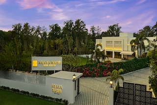 Araya Bagh, launched this February, is a first-of-its-kind collaboration between luxury catering company Catering Collective and Tahiliani Design Studio. Image: Amit Mehra