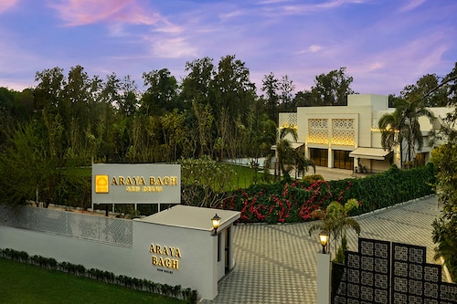 Araya Bagh, launched this February, is a first-of-its-kind collaboration between luxury catering company Catering Collective and Tahiliani Design Studio. Image: Amit Mehra Araya Bagh, launched this February, is a first-of-its-kind collaboration between luxury catering company Catering Collective and Tahiliani Design Studio. Image: Amit Mehra