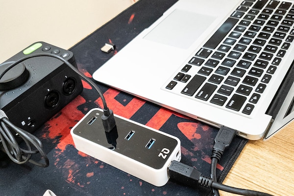 “Active poweredâ€ USB hubs have their own power, through an adaptor that one can just plug into a power strip, and a separate data cable that goes into the computer.