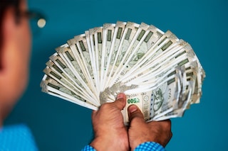 Salary hikes in 2024 are expected to be a little lower than 2023, with the average hike at 9.4 percent.
Image: Shutterstock