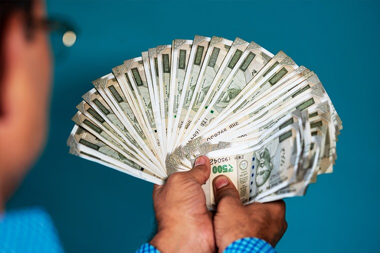 Salary hikes in 2024 are expected to be a little lower than 2023, with the average hike at 9.4 percent.
Image: Shutterstock