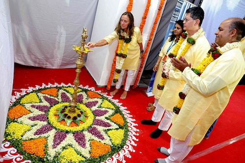 L to R: Jennifer Harvey - Group CEO, Tze Shen Kong - CEO Asia, Srinivas Krishnan - Regional Managing Director – South Asia, Crown Worldwide Group L to R: Jennifer Harvey - Group CEO, Tze Shen Kong - CEO Asia, Srinivas Krishnan - Regional Managing Director – South Asia, Crown Worldwide Group