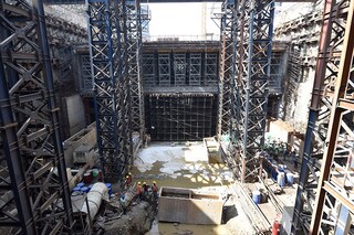 A Metro station being constructed at Mumbai’s BKC. The area has seen a sharp rise in dust pollution due to construction of infrastructure and residential buildings
Image: Anshuman Poyrekar /Hindustan Times via Getty Images