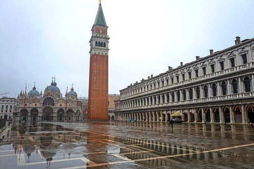 Two years ago, Venice imposed a ban on massive cruise ships, from which thousands of day-trippers emerge daily, rerouting them to a more distant industrial port. Image: Photography Marco Bertorello / AFP