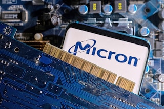 Micron starts construction of $2.75 billion semiconductor factory in Gujarat Image: Reuters/Dado Ruvic