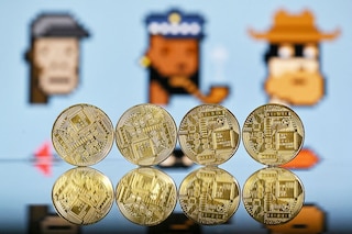 69,795 of the 73,257 NFT collections analyzed by DappGambl today have a market capitalization of... 0 ethereum.
Image: Justin Tallis / AFPÂ©