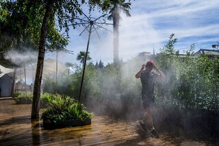 Extreme heat and sea levels are typically monitored and studied individually but researchers from Hong Kong Polytechnic University found they were occurring simultaneously—a phenomenon that could multiply fivefold by mid-century.
Image: Dimitar Dilkoff / AFPÂ©