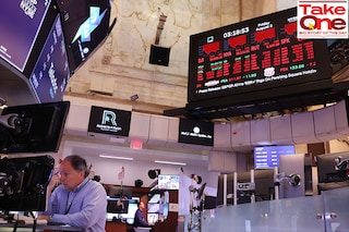 Traders work on the floor of the New York Stock Exchange during afternoon trading on August 02, 2024 in New York City. Stocks closed low after the July jobs report showed a slowdown in the labour market, with the Dow Jones closing with a loss of over 600 points after being nearly down 1000 points and Nasdaq closing at a loss of over 400 points. Image: Michael M. Santiago/Getty Images