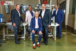 From left: The second generation of JK Masale Group—Ashok Jain, Chandra Kumar Jain, Bhagchand Jain (seated), Jai Kumar Jain and Jitendra Jain
Image: Subrata Biswas for Forbes India