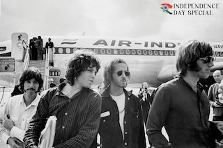 American rock group The Doors arrives at London’s Heathrow airport in an Air India flight in September 1968. (From left) Drummer John Densmore, lead vocalist Jim Morrison, guitarist Robby Krieger and keyboard player Ray Manzarek
Image: Leonard Trievnor/Mirrorpix via Getty Images