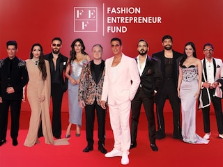 US singer-songwriter Taylor Swift (C) and Ashley Avignone (R) attend Super Bowl LVIII between the Kansas City Chiefs and the San Francisco 49ers at Allegiant Stadium in Las Vegas, Nevada, February 11, 2024.
Image: Patrick T. Fallon / AFP©