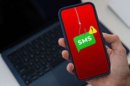 Many countries have set up reporting platforms to which people can forward suspicious SMS messages, leaving it up to the authorities to block the numbers. Image: Shutterstock Many countries have set up reporting platforms to which people can forward suspicious SMS messages, leaving it up to the authorities to block the numbers. Image: Shutterstock
