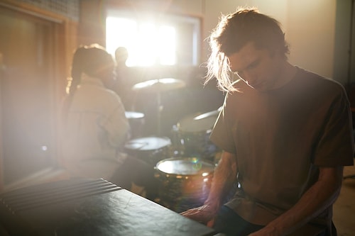 45.6 million tracks were not listened to, even once, on music streaming platforms in 2023. Image: Shutterstock 45.6 million tracks were not listened to, even once, on music streaming platforms in 2023. Image: Shutterstock
