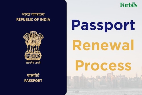 Harick Vin(sitting), CTO, and Sivaraman Ganesan, head of the AI.Cloud business unit at Tata Consultancy Services
Image: Bajirao Pawar for Forbes India