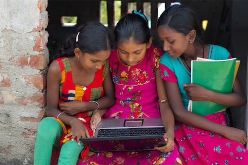 Democratising education in India means making it inclusive, equitable, and accessible to all, irrespective of socio-economic background.
Image: Shutterstock Democratising education in India means making it inclusive, equitable, and accessible to all, irrespective of socio-economic background.
Image: Shutterstock