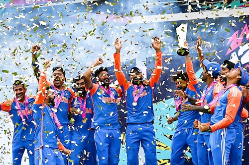 Team India celebrates with the trophy after winning the ICC men"s Twenty20 World Cup 2024 final cricket match between India and South Africa at Kensington Oval in Bridgetown, Barbados, on June 29, 2024.
Image: Chandan Khanna / AFPÂ©