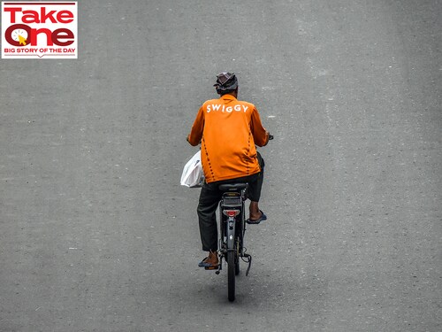A Swiggy food delivery boy is delivering food on a bicycle in Kolkata, India.
Image: Debarchan Chatterjee/NurPhoto via Getty Images A Swiggy food delivery boy is delivering food on a bicycle in Kolkata, India.
Image: Debarchan Chatterjee/NurPhoto via Getty Images
