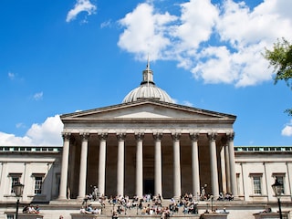 In the first four months of 2024, there were 30,000 fewer applications from overseas students than in the same period in 2023, according to official statistics. Photography andresr / Getty Images©