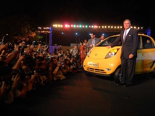 Ratan Tata, Chairman of Tata Motors and Tata Sons with Ravi Kanth, Managing Director of Tata Motors, posing with newly launched Tata Nano in Mumbai.
Image: Abhijit Bhatlekar/Mint via Getty Images