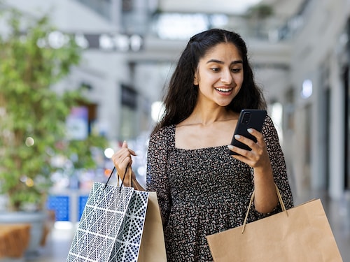 Gen Z-ers actively socialise with their inner circle while shopping. This is to discuss options, share visuals, and take opinions. Image: Shutterstock Gen Z-ers actively socialise with their inner circle while shopping. This is to discuss options, share visuals, and take opinions. Image: Shutterstock