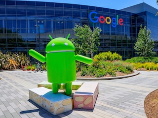 Alphabet, Google’s parent company, beat street expectations with fiscal third-quarter revenue of $88.3 billion, which is a 16 percent rise from the same three months last year, in constant currency.
Image: Shutterstock