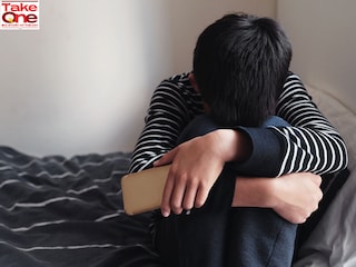 Cyberbullying may have even worse effects than traditional bullying, as it can reach victims at any time and place, leaving them feeling constantly unsafe.
Image: Shutterstock