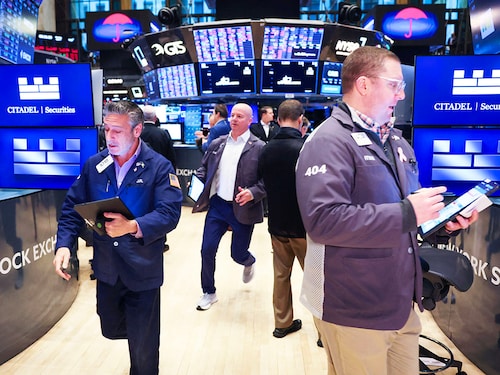 Traders works on the floor of the New York Stock Exchange in New York City, on April 7, 2025. Wall Street stocks opened sharply lower Monday, joining a global selloff on worries that a trade war induced by US President Donald Trump"s tariffs will spark a global economic slowdown.
Image: Timothy A. Clary / AFP Traders works on the floor of the New York Stock Exchange in New York City, on April 7, 2025. Wall Street stocks opened sharply lower Monday, joining a global selloff on worries that a trade war induced by US President Donald Trump"s tariffs will spark a global economic slowdown.
Image: Timothy A. Clary / AFP