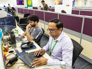 Tech leads at work at  the Happiest Minds Technologies offices in Noida, Delhi NCR. Data shows that the IT sector is more likely to hire experienced personnel in 2025.
Image : Madhu Kapparath