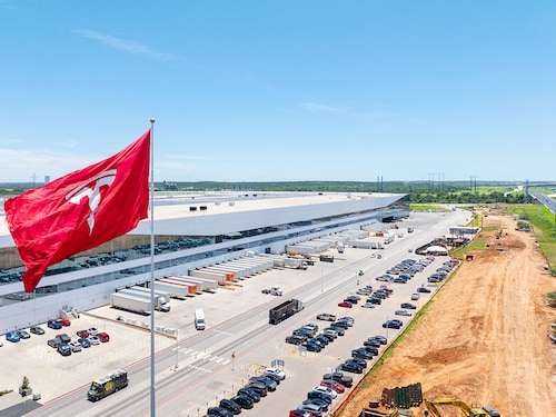 In an aerial view, the Tesla Headquarters is seen in Austin, Texas. 
Image: Brandon Bell / Getty Images North America / Getty Images via AFP