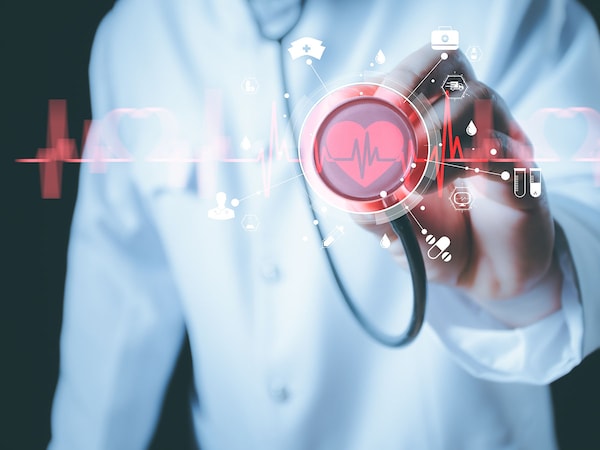 Nearly 60 percent of private hospital users reported dissatisfaction with public hospital quality or said they trusted doctors more at private institutions. 
Image: Shutterstock